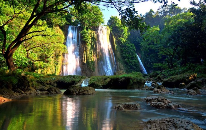 Objek wisata di Sukabumi dengan air terjun yang indah